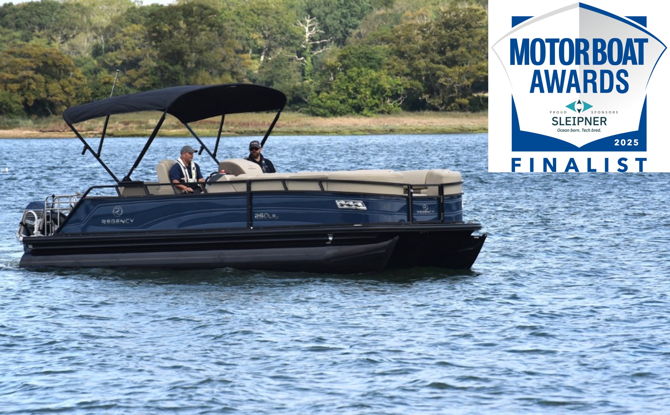 Regency 250LE3 Sport Pontoon is Awards Finalist